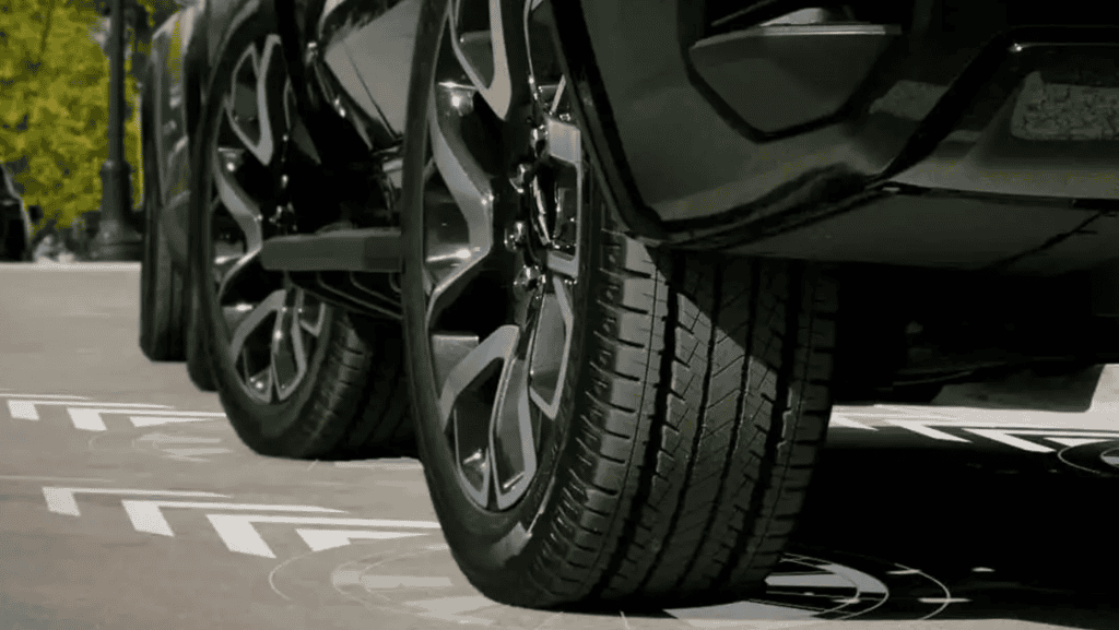 Por que os pneus de carro são pretos se a borracha é branca?